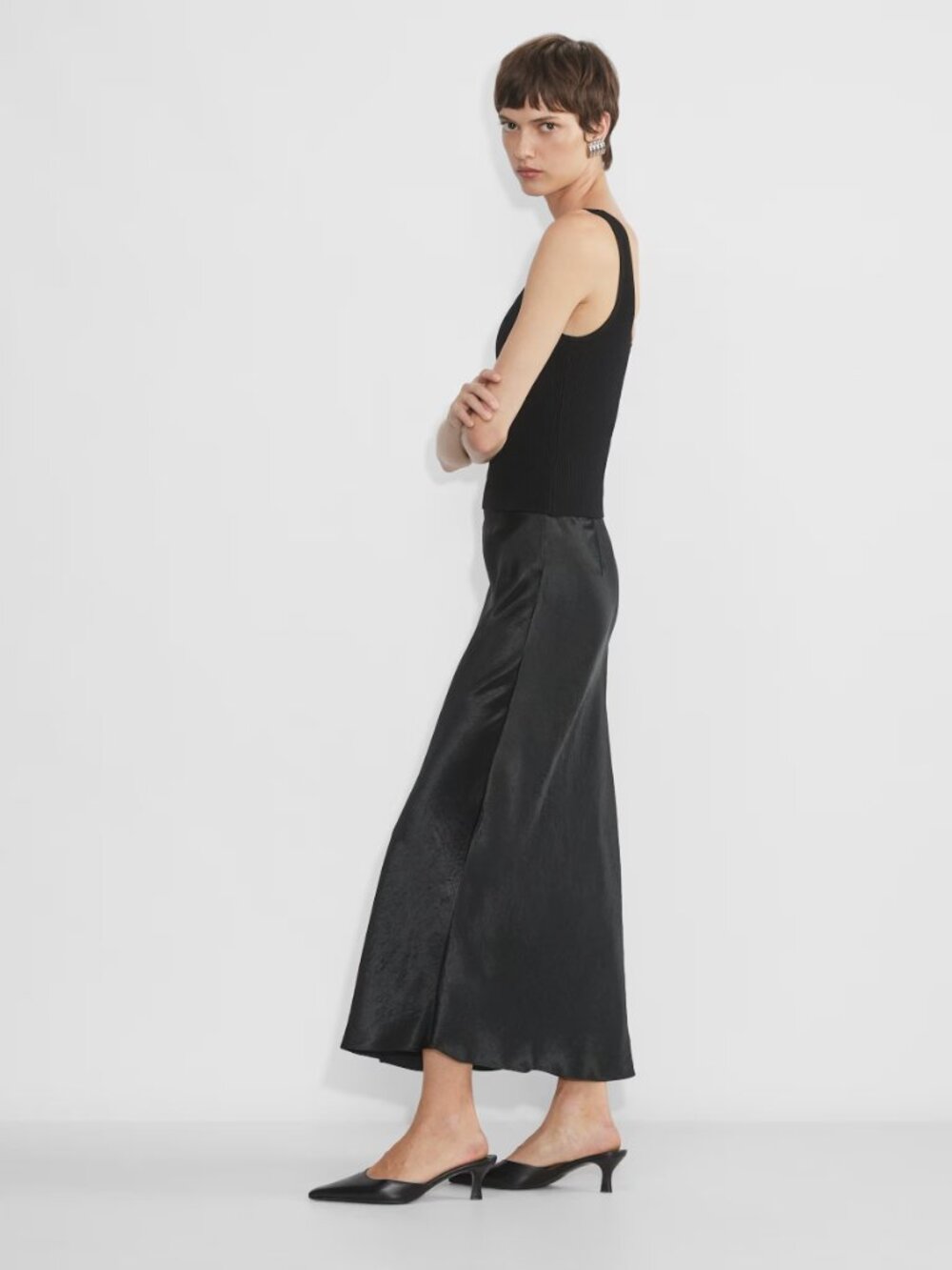 ARITZIA Babaton Sculpt Knit Square Neck Tank Top, Black, Women's Size Large